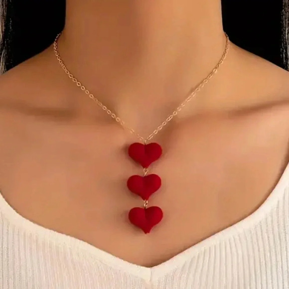 Velvety red puffy hearts necklace golden chain adjustable closure NEW - Picture 1 of 7